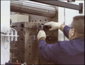 Plastic Injection Moulding - Mould Setter Training