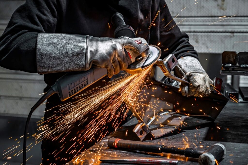 WELDING, CUTTING AND GRINDING HOT WORK SAFETY AWARENESS