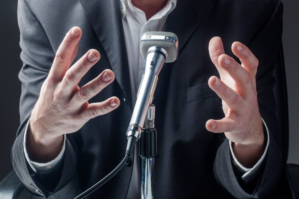 Mastering Body Language for Impactful Presentations and Storytelling
